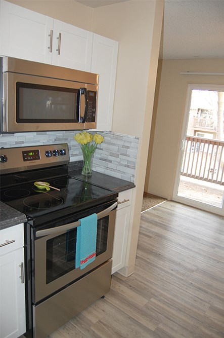 Central Pointe Ebrochure